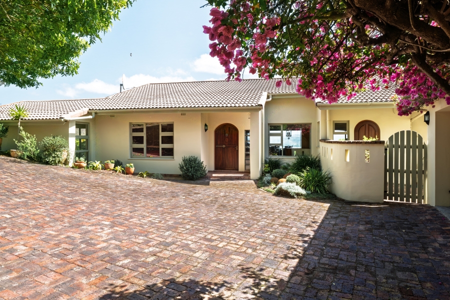 4 Bedroom Property for Sale in The Heads Western Cape